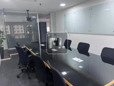 Sala Comercial à venda, 111m² no Vila Olímpia, São Paulo