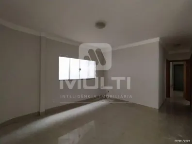 Casa com 3 Quartos à venda, 200m² no Lagoinha, Uberlândia