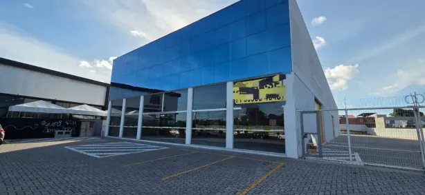 Ponto Comercial para alugar, 420m² no Portão, Lauro de Freitas
