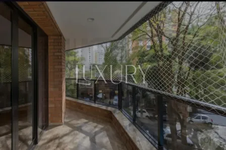 Apartamento com 4 Quartos para alugar, 233m² no Vila Nova Conceição, São Paulo