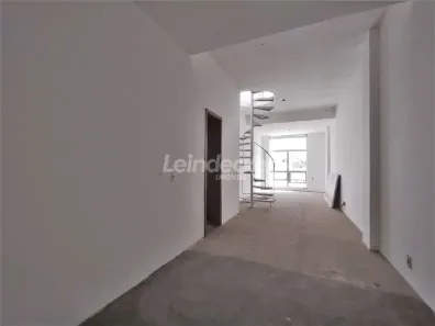 Sala Comercial para alugar, 80m² no Rio Branco, Porto Alegre