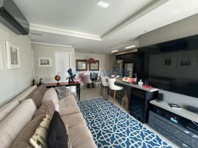 Apartamento com 2 Quartos para alugar, 81m² no Centro, Florianópolis