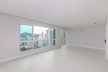 Apartamento com 2 Quartos à venda, 132m² no Centro, Balneário Camboriú