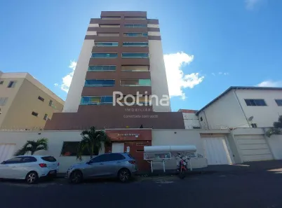 Apartamento com 2 Quartos para alugar, 77m² no Santa Mônica, Uberlândia