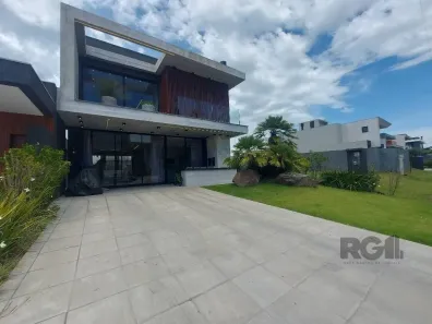 Casa de Condomínio com 4 Quartos à venda, 206m² no XANGRI-LÁ, Xangri-lá