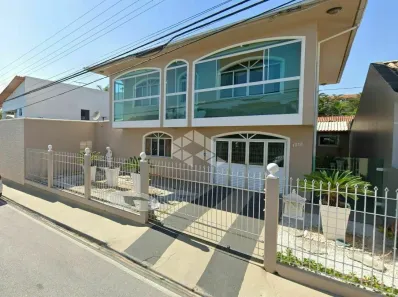 Casa com 3 Quartos à venda, 175m² no Ipiranga, São José
