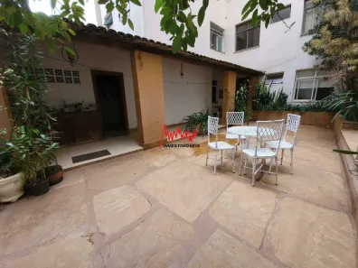 Apartamento com 4 Quartos à venda, 238m² no Santo Antônio, Belo Horizonte