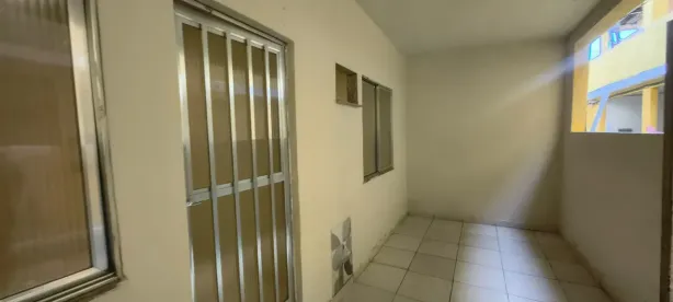 Casa com 1 Quarto para alugar, 40m² no Vila Rosali, São João de Meriti