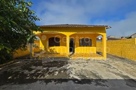 Casa com 2 Quartos à venda, 147m² no Jardim Brasil, Peruíbe