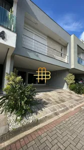 Casa de Condomínio com 3 Quartos para alugar, 235m² no Sarandi, Porto Alegre