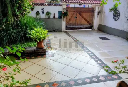 Casa com 3 Quartos à venda, 273m² no Freguesia (Jacarepaguá), Rio de Janeiro