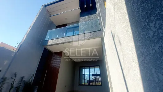 Sobrado com 3 Quartos à venda, 177m² no Recanto Tropical, Cascavel