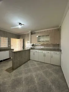Casa com 4 Quartos para alugar, 230m² no Estádio, Rio Claro
