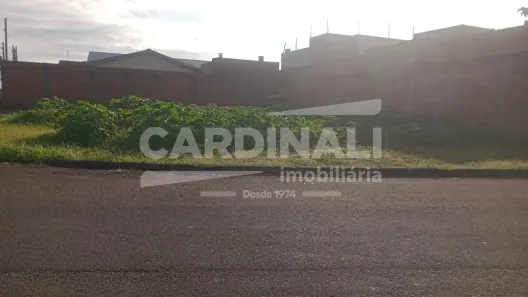 Lote/Terreno à venda, 214m² no Jardim Boa Vista II, Araraquara