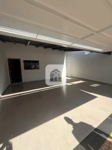 Casa com 3 Quartos à venda, 190m² no Interlagos, Araguari