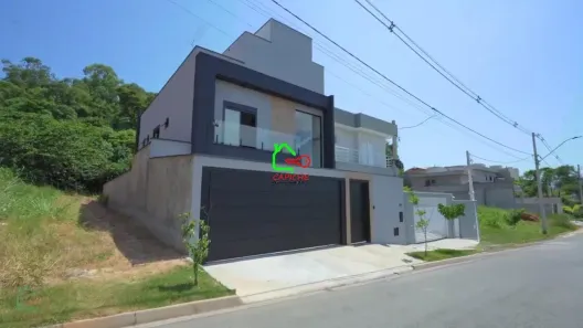 Sobrado com 3 Quartos à venda, 250m² no Pinheirinho, Vinhedo