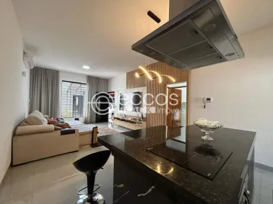 Casa com 3 Quartos à venda, 175m² no Jardim Ipanema, Uberlândia