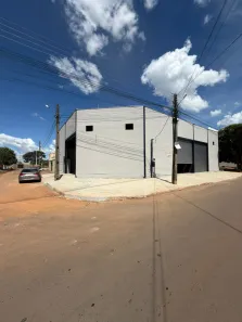 Galpão/Depósito/Armazém à venda, 375m² no Vila Isabel, Goianira