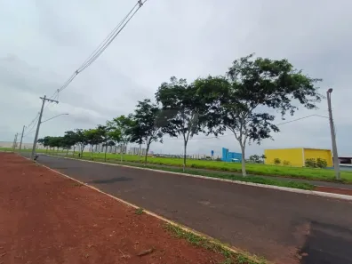 Lote/Terreno à venda, 275m² no Grand Ville, Uberlândia