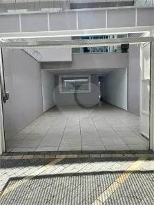 Sobrado com 3 Quartos à venda, 230m² no Parque Maria Domitila, São Paulo