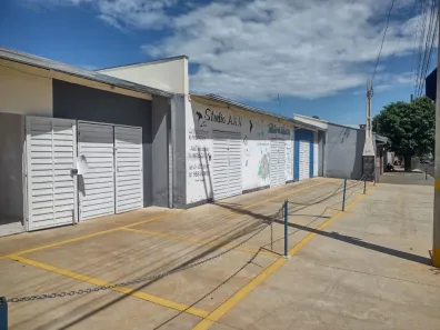 Ponto Comercial para alugar, 40m² no Jardim Roberto Selmi Dei, Araraquara