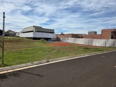 Lote/Terreno à venda, 300m² no Parque Faber Castell II, São Carlos