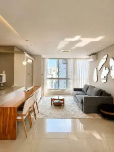 Apartamento com 4 Quartos para alugar, 128m² no Centro, Balneário Camboriú