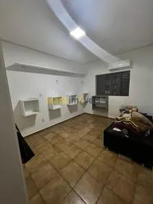 Casa com 2 Quartos à venda, 112m² no Vila Tibério, Ribeirão Preto