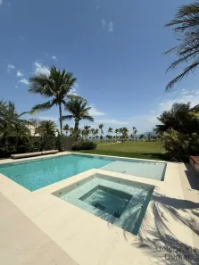 Casa de Condomínio com 8 Quartos à venda, 600m² no Tabatinga, Caraguatatuba