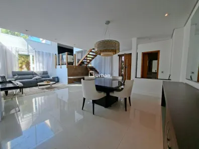 Casa de Condomínio com 3 Quartos para alugar, 300m² no São Paulo II, Cotia