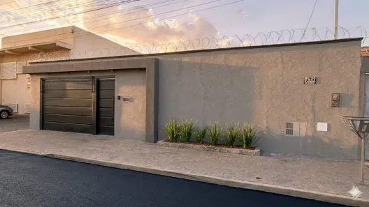 Casa com 3 Quartos à venda, 180m² no Garavelo Residencial Park, Aparecida de Goiânia