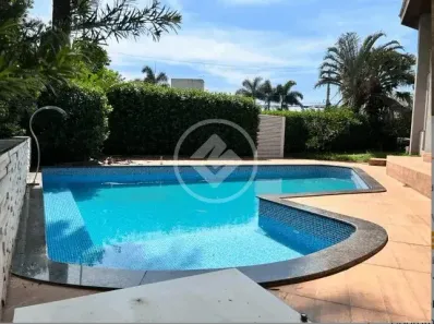 Sobrado com 3 Quartos à venda, 382m² no Jardins Madri, Goiânia