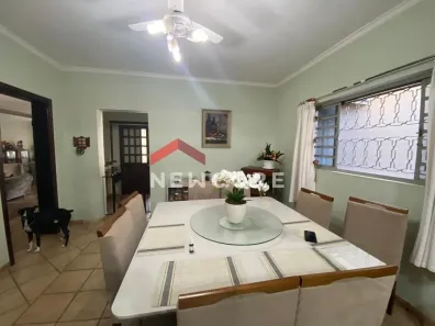 Sobrado com 5 Quartos à venda, 346m² no Vila São João da Boa Vista, Bauru