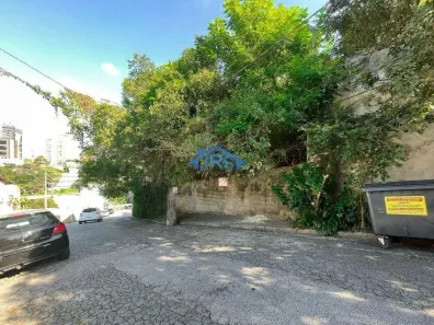 Lote/Terreno à venda, 272m² no Vila Osmany, Barueri