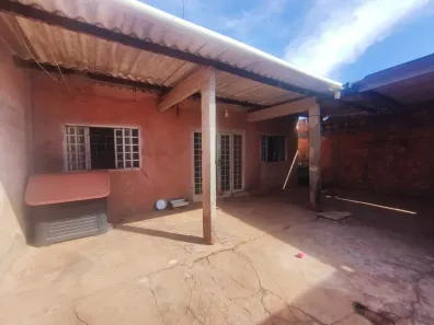 Casa com 3 Quartos à venda, 180m² no Setor Residencial Leste, Brasília