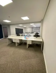 Sala Comercial para alugar, 127m² no Vila Olímpia, São Paulo