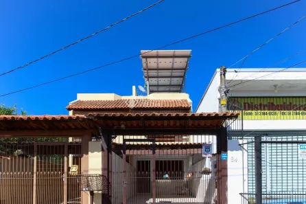 Casa com 2 Quartos à venda, 150m² no Mato Grande, Canoas