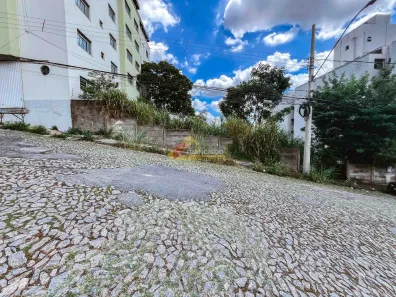 Lote/Terreno para alugar, 398m² no Santo Antônio, Divinópolis