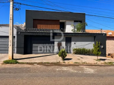Sobrado com 3 Quartos à venda, 200m² no Residencial Havaí, Goiânia