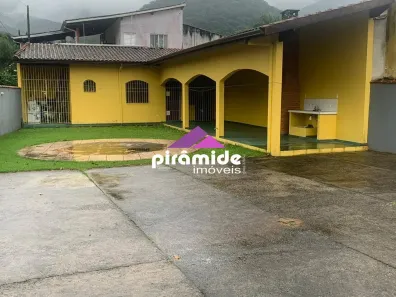 Casa com 3 Quartos para alugar, 200m² no Massaguaçu, Caraguatatuba
