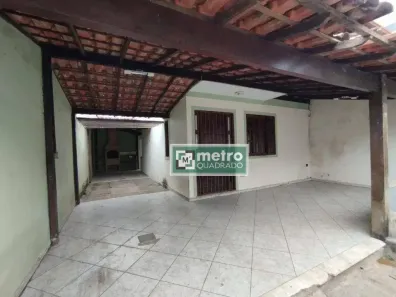 Casa com 2 Quartos à venda, 70m² no Extensão do Bosque, Rio das Ostras