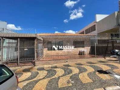Imóvel Comercial para alugar, 256m² no Palmital, Marília