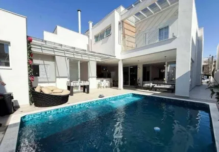 Casa de Condomínio com 4 Quartos à venda, 390m² no Iporanga, Sorocaba