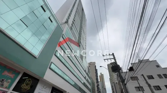 Sala Comercial à venda, 101m² no Centro, Balneário Camboriú