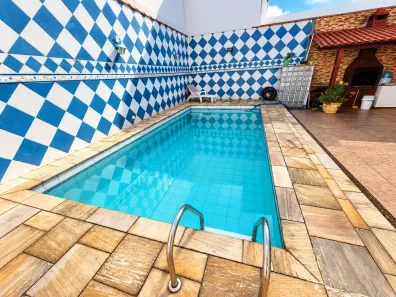 Casa com 3 Quartos à venda, 315m² no Kennedy, Nova Iguaçu