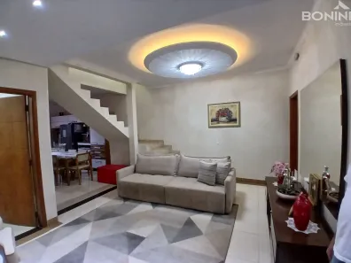 Sobrado com 4 Quartos à venda, 242m² no Loteamento Residencial Jardim Esperança, Americana