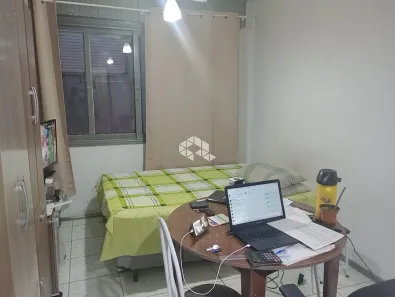 Apartamento com 1 Quarto à venda, 34m² no Três Figueiras, Porto Alegre
