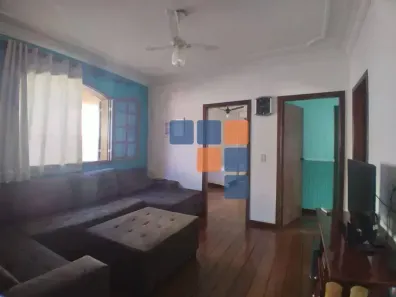 Casa com 3 Quartos à venda, 139m² no Santa Amélia, Belo Horizonte