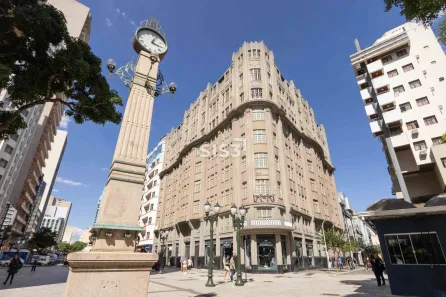 Prédio Comercial à venda, 7800m² no Centro, Curitiba