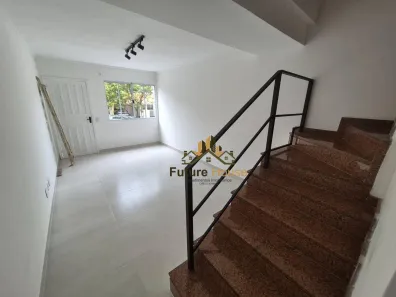 Casa de Condomínio com 2 Quartos à venda, 80m² no Granja Viana, Cotia
